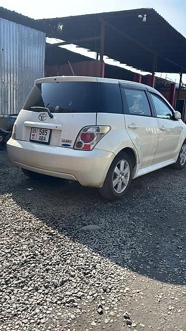 1g fe beams: Toyota Ist: 2002 г., Бензин, Хэтчбэк — 4