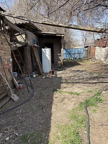 дом пр: Дом расположены в селе военно Антоновка по улице Ленина участок 8 .83 — 2