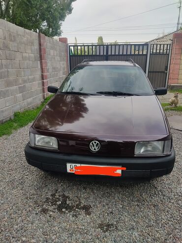 продаю легаси: Volkswagen Passat Variant: 1993 г., 1.8 л, Механика, Бензин, Универсал