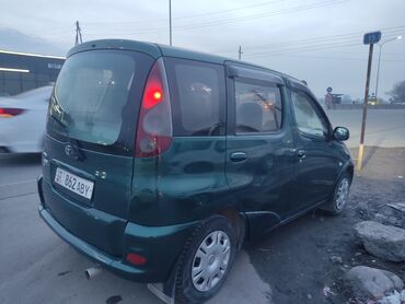 Toyota: Toyota Yaris Verso: 2001 г., 1.3 л, Механика, Бензин, Хэтчбэк — 6