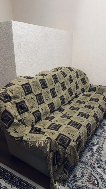 набор одежды: Раскладной диван