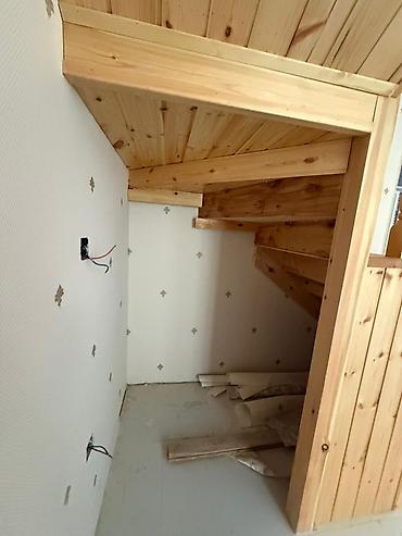 Həyət evləri və villalar: Xezer r Bine qəsəbesi 136 n Məktəb yazini 146 marsurut yolunda 3 otaq — 6