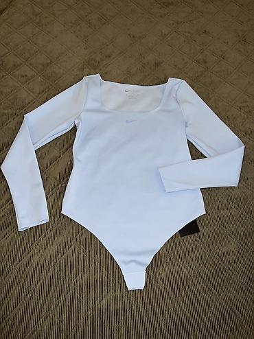 svečani kompleti za punije dame: Nike W NK DF LS BODYSUIT vel. M NOVO
HQ — 5