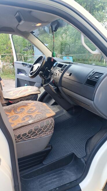 Volkswagen: Volkswagen Multivan: 2007 г., 1.9 л, Механика, Дизель, Универсал — 9