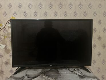 video ceken: İşlənmiş Televizor Shivaki Led 32" 4K (3840x2160)