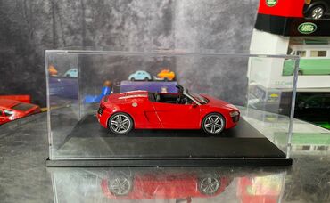 Avtomobil modelləri: Коллекционная модель AUDI R8 V10 Spyder Red 2012 Limited Edition — 9