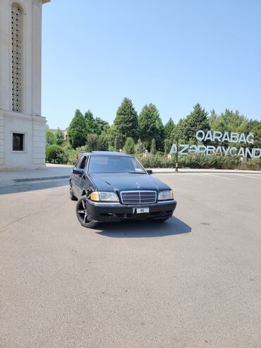 Mercedes-Benz: Mercedes-Benz C-Class: 2.8 l | 1997 il Sedan