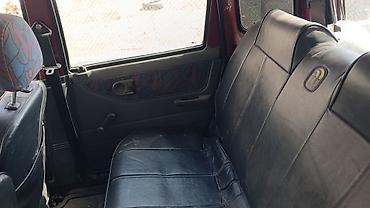 сапог пасажирский: Daihatsu : 1997 г., 0.8 л, Автомат, Бензин, Седан — 4