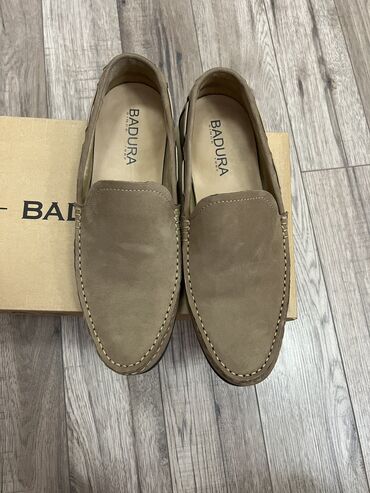 женские туфли: Продаю польские мокасины фирмы Badura 42 размера