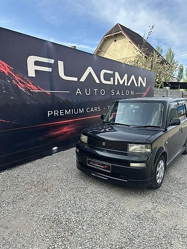 Продажа авто: Toyota bB: 2005 г., 1.3 л, Автомат, Бензин, Минивэн — 3
