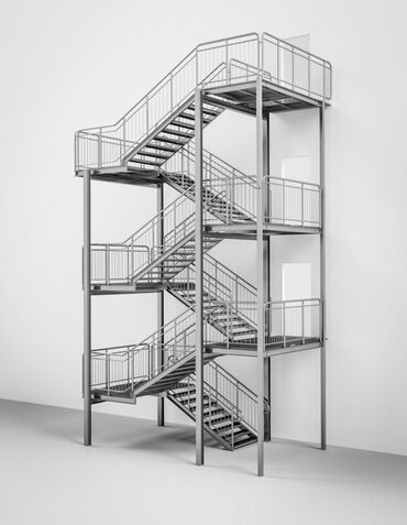 купить люк с лестницей на чердак: Металлическая лестница Наружные, Форма лестницы: Много-маршевая