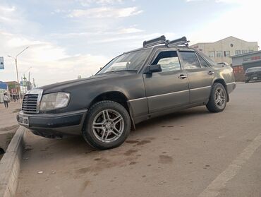 Mercedes-Benz: Mercedes-Benz W124: 1993 г., 2 л, Механика, Бензин, Седан