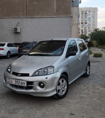 Daihatsu: Daihatsu YRV: 2002 г., 1.3 л, Механика, Бензин, Хэтчбэк