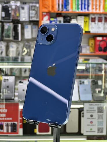 IPhone 13, Б/у, 128 ГБ, Голубой, Защитное стекло, Чехол, 85 %