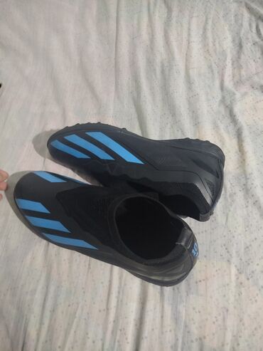 спортивная обувь мужская: Мужские кроссовки, 40.5, Adidas, Новый, цвет - Черный, Платная доставка