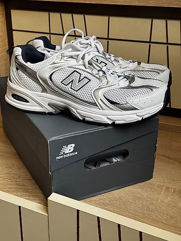Kişi ayaqqabıları: New balance 530 modeli,42.5 razmer,yenidir.Unisex modeldir,hem qadin — 2