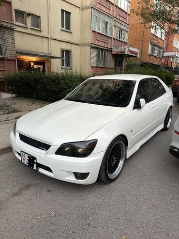 мужики алто: Toyota Altezza: 1999 г., 2 л, Автомат, Бензин, Седан
