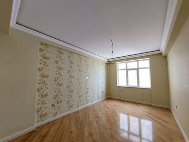 дешевые квартиры в баку: 3 комнаты, Новостройка, м. Хатаи, 138 м²