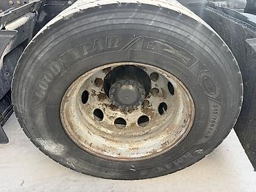6 139 7: Тягач, Volvo, Без прицепа — 2