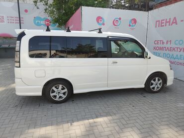 Honda: Honda Stepwgn: 2004 г., Минивэн — 4