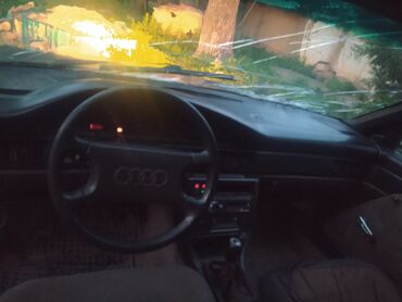 Audi: Audi 100: 2.3 л, Механика, Бензин