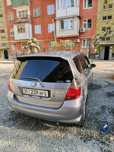 Honda: Honda Fit: 2003 г., 1.5 л, Вариатор, Бензин, Хэтчбэк — 2