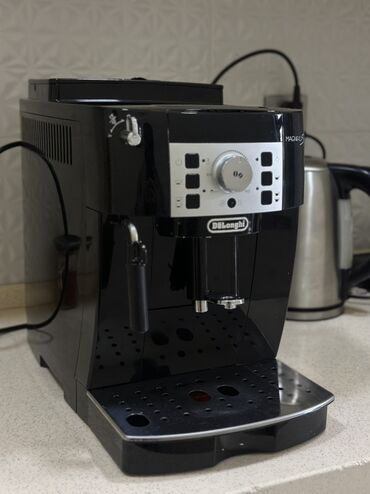 Mətbəx kombaynları və doğrayıcıları: Qəhvə maşını Delonghi, Avtomat, Üyüdücü ilə