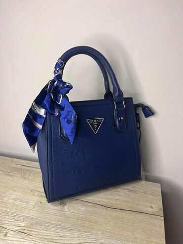 Torbe: Torba oko struka, Chloé, Materijal: Lakovana koža — 4