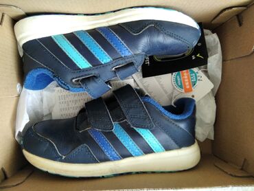 vizano obuca: Adidas, Size - 27