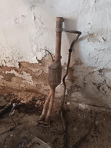 bob kat: Avtomobil üçün tam komplekt egzoz sistemi satılır. Tərkib: - Ön — 6