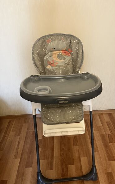 uşaq koftaları: Yemək masaları, oturacaqları