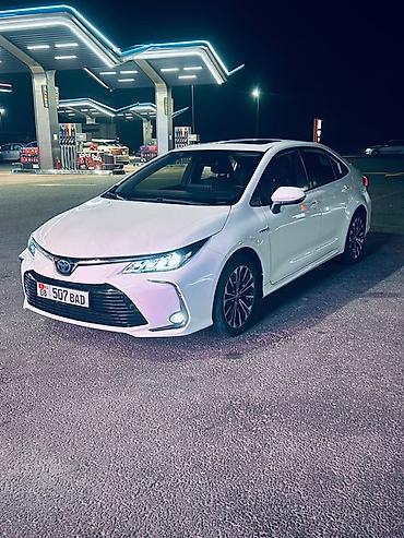 тойота аква гибрид: Toyota Corolla: 2021 г., 1.8 л, Автомат, Гибрид, Седан — 1