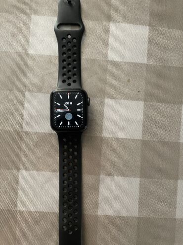 скупка смарт часов: Apple Watch ⌚️ 6 серия Nike 40 мм 32 гб Есть царапины, можно убрать