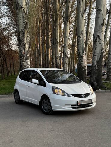 Honda: Honda Fit: 2013 г., 1.5 л, Автомат, Бензин, Хэтчбэк