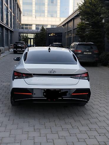 castrol 5w40: Hyundai Elantra: 1.5 l | 2024 il Sedan — 2