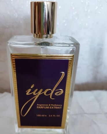tribute parfüm: İydə parfümeriyadan alınıb, 100 ml olub, yarısı işlənib, 75 manata
