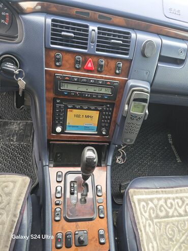 Mercedes-Benz: Mercedes-Benz E-Class: 2002 г., 3.2 л, Типтроник, Бензин, Седан — 9