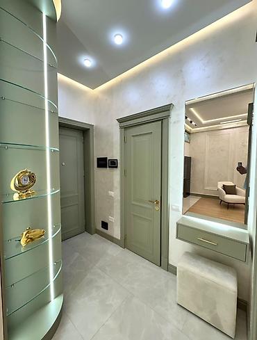 Mənzillər: İcarəyə verilir 2 otaqlı yeni tikili 55 m², 28 May m. Menzil 28 May — 1