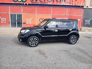 Kia: Kia Soul: 1.6 l | 2009 il Krossover — 17