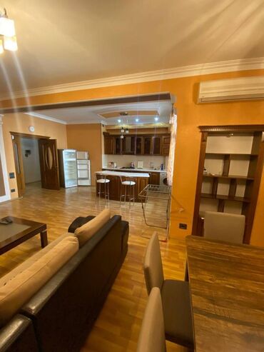 Uzunmüddətli kirayə mənzillər: Nərimanov metrosuna 5 dəqiqəlik məsafədə (Azenko binası): Nərimanov -da lalafo.az — 5 Uzunmüddətli kirayə mənzillər: Nərimanov metrosuna 5 dəqiqəlik məsafədə (Azenko binası): Nərimanov — 5