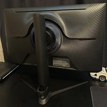 diz usdu komputer: Samsung Odyssey G3 24” 144Hz – Əla vəziyyətdə Monitor 6 aydır — 2