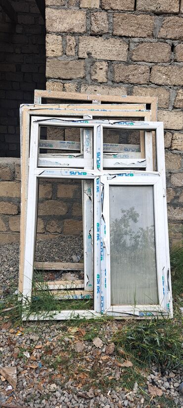 günəş enerjisi ilə işləyən lampalar: İşlənmiş İki qat şüşə paketi Plastik pəncərə, Еni: 120 sm, Uzunluğu: 170 sm