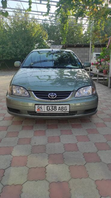 домкрат на тойота: Toyota Avensis: 2001 г., 1.6 л, Механика, Бензин, Седан