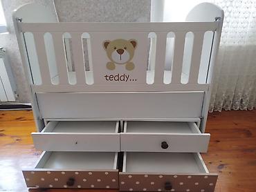 teddi: Uşaq beşiyi – “Teddy” dizaynlı - Rəng: ağ, alt hissədə qəhvəyi-ağ — 1
