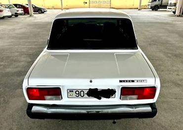 VAZ (LADA): VAZ 2107 sedan - Kuzov: 4 qapılı, ağ rəng, xrom ön barmaqlıq və — 2