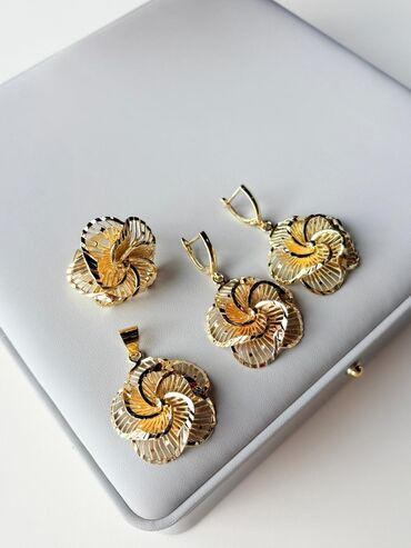 Bijuteriya dəstləri: Qadınlar üçün zərgərlik aksesuarları dəsti və ayrı-ayrı modellər - — 21