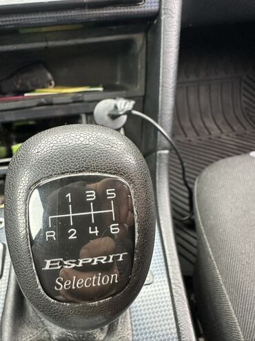 Mercedes-Benz: Mercedes-Benz C-Class universal Xüsusiyyətlər: - Kuzov: universal — 8