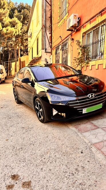 hunday excel: Hyundai Elantra: 0.2 l | 2020 il Sedan