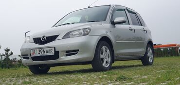 старый авто: Mazda Demio: 2004 г., 1.3 л, Автомат, Бензин, Седан