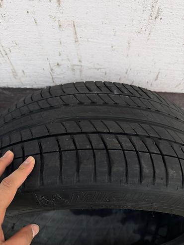 raf 4: Летняя шина Michelin, бескамерная (Tubeless). Размер: 275/40 R19 — 7